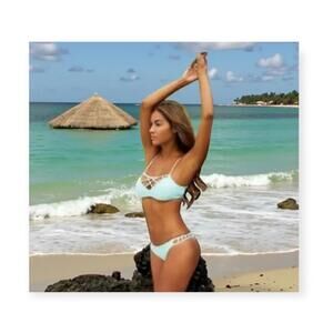 new Issa de’ mar 𖣴 Hina Cut Out Bikini Bottoms 𖣴 Mint 𖣴Large 𖣴 Luxury Swim